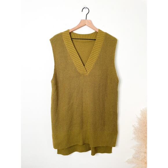 V Neck Tunic Sweater Vest Medium Green Cottagecore Twee Academia - Picture 1 of 6